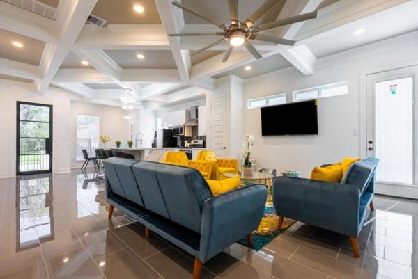 Cute Cozy House Close To Major Sporting Events And Restaurants Houston Bagian luar foto