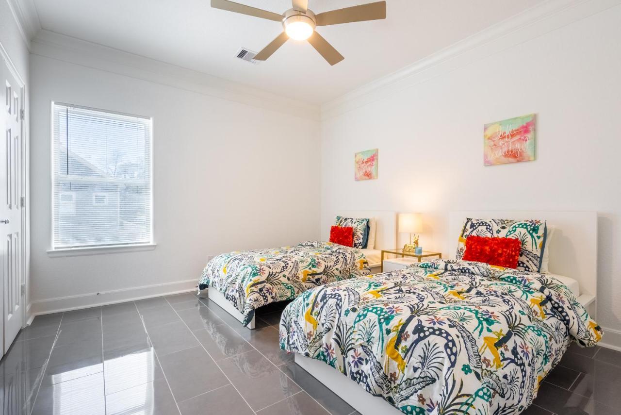 Cute Cozy House Close To Major Sporting Events And Restaurants Houston Bagian luar foto